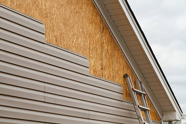 Professional Siding Installation technician working in Prosper, TX